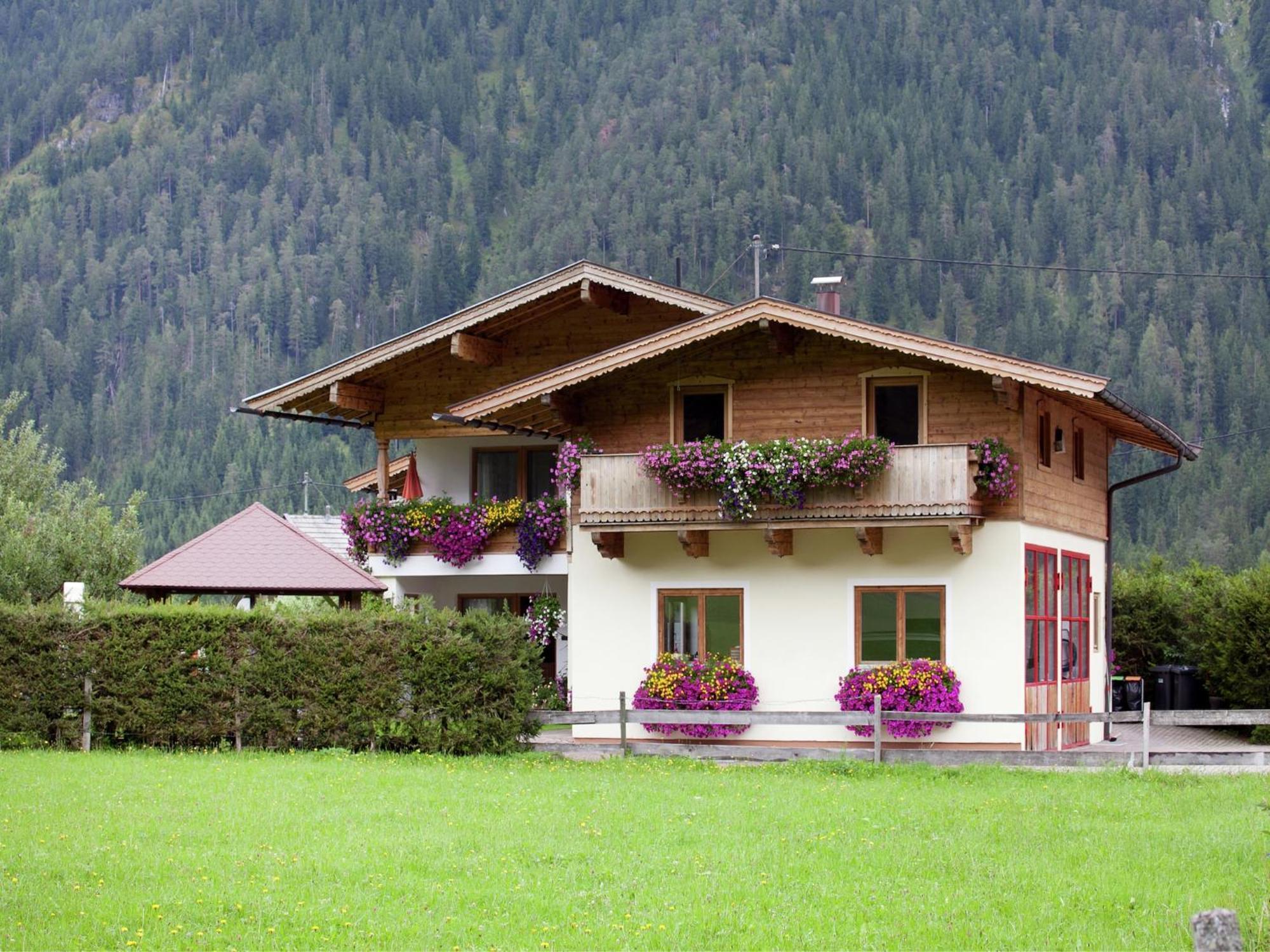 Apartment Alluring With Swimming Pool In Tyrol