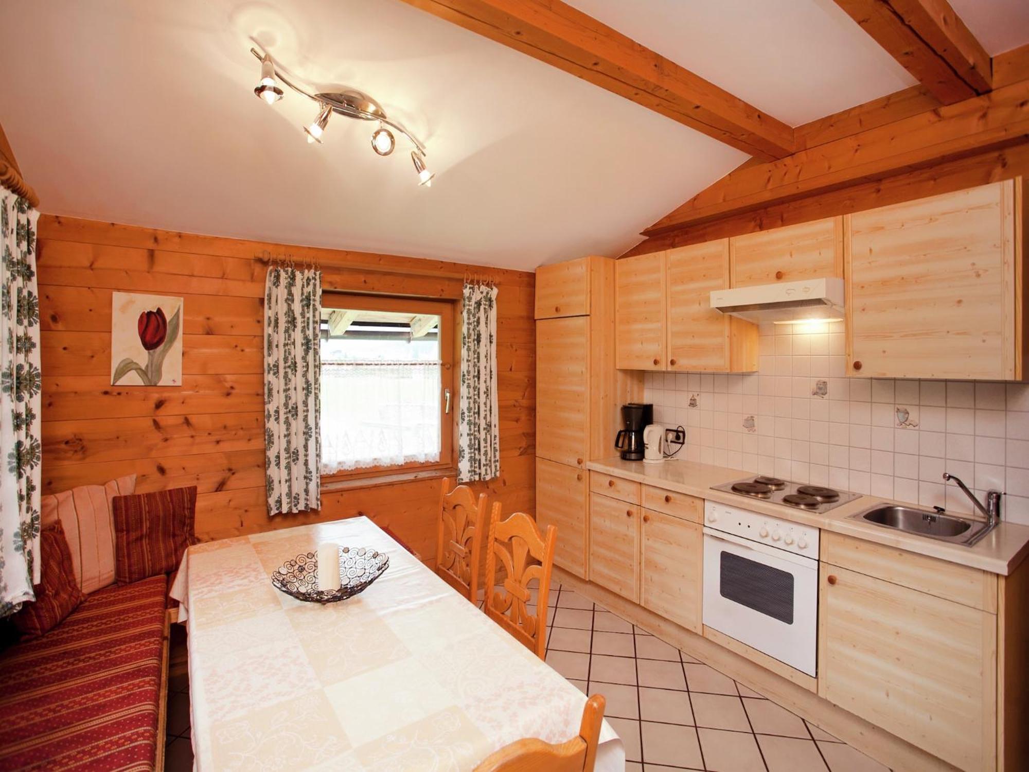 Alluring With Swimming Pool In Tyrol Appartement