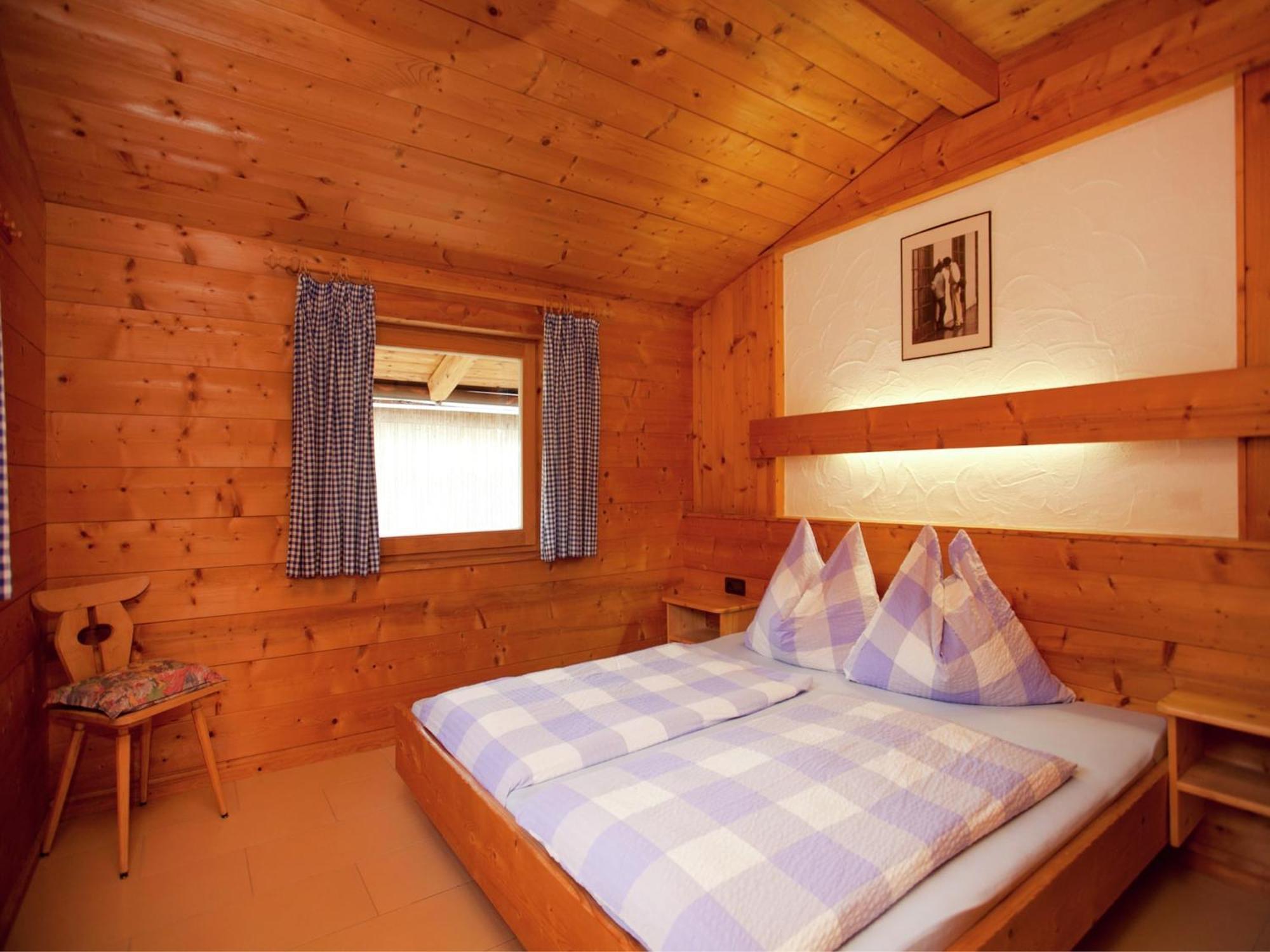 Alluring With Swimming Pool In Tyrol Appartement